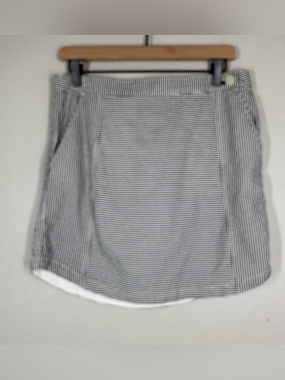 NWT Toad&Co Seersucka Striped Mini Skirt Navy White Activewear Women’s Small